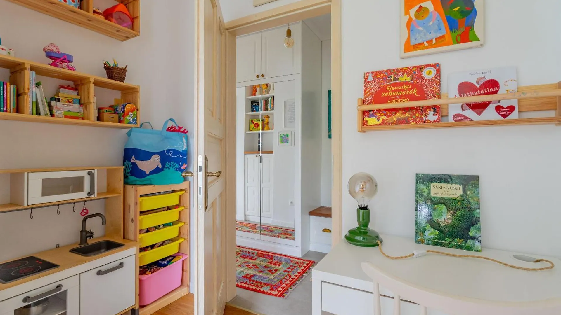 Bohem Apartman Buda Budapest Apartment
